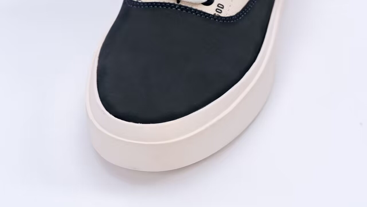 Fear-of-God-101-Lace-Up-Black-Cream-Replica3